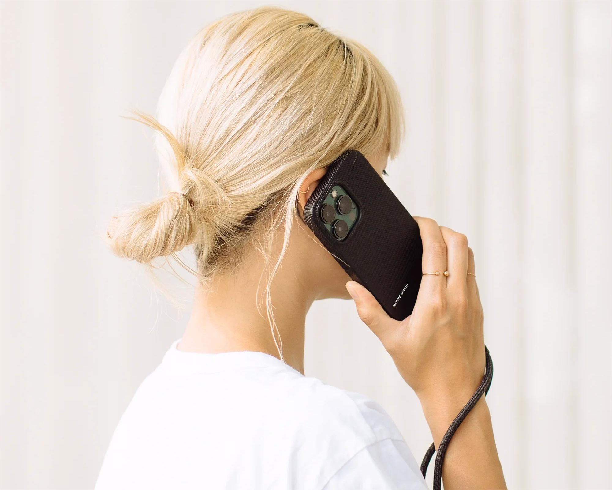 Чохол-накладка Native Union (RE) Classic Case Black for iPhone 16 - 1